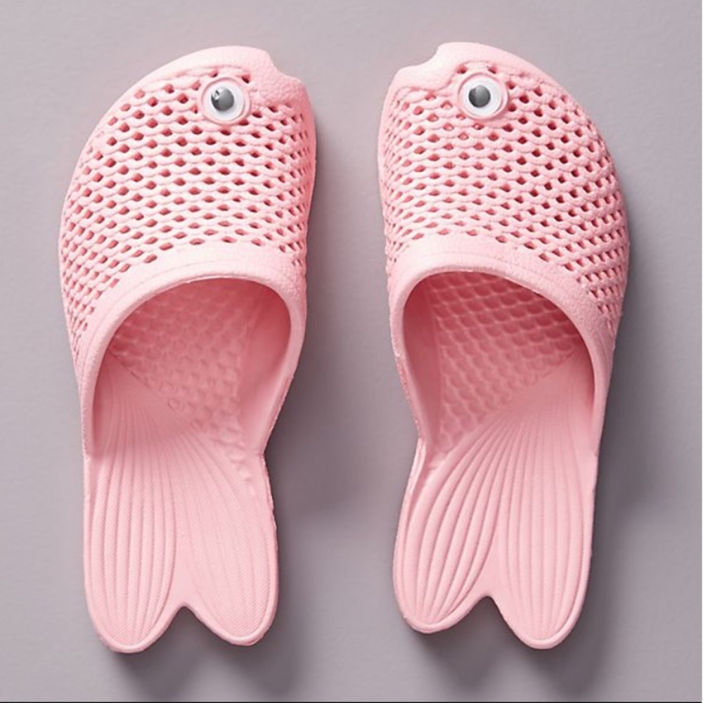 NWT Anthropologie Girls Goldfish sandals